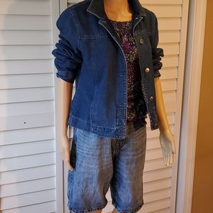 boyfriend--LEVI'S SHORT COMFORT STREET OUTFIT